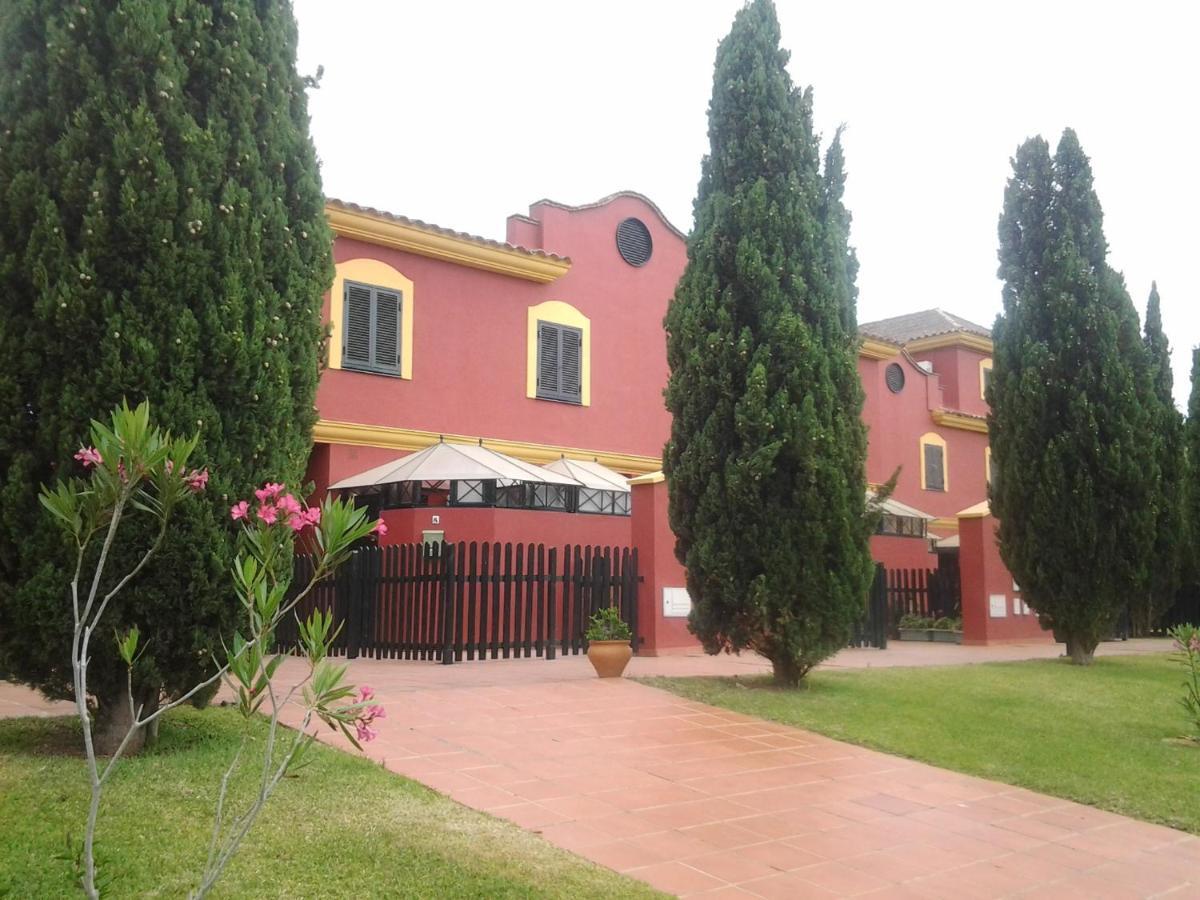 Holiday home Olhando Um Campo De Golf Islantilla